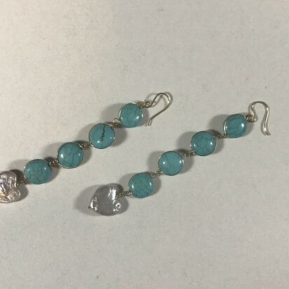 Turquoise and Perl Dangling Earrings Gold Filled - Picture 5 of 6